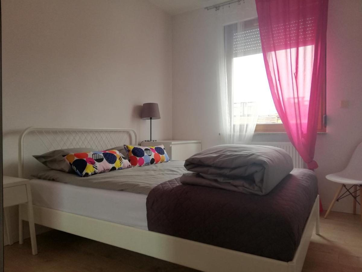 Bluebird City Center Appartement Wrocław Buitenkant foto