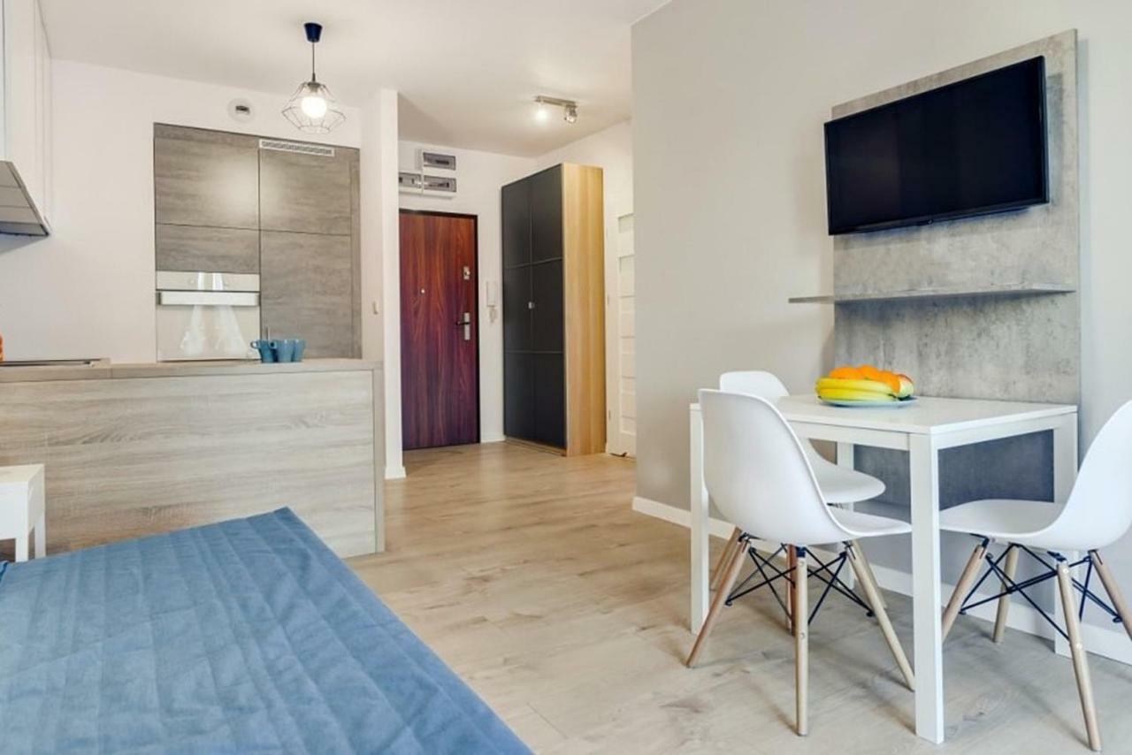 Bluebird City Center Appartement Wrocław Buitenkant foto